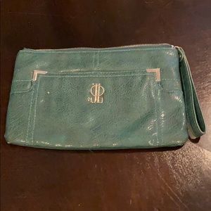 Jennifer Lope Clutch in Evergreen